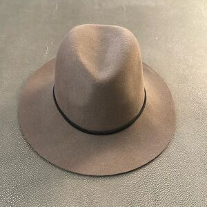 Janessa Leone wool hat